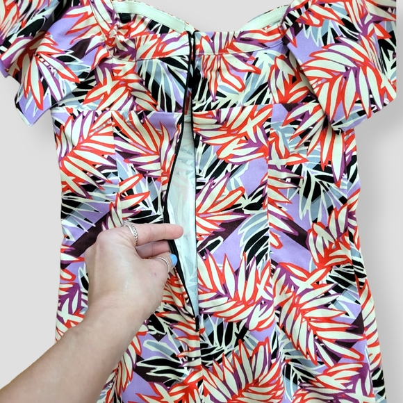 NWOT GUESS Clara Strapless Ruffle Sleeve Mini Dress Red Purple - Picture 10 of 16